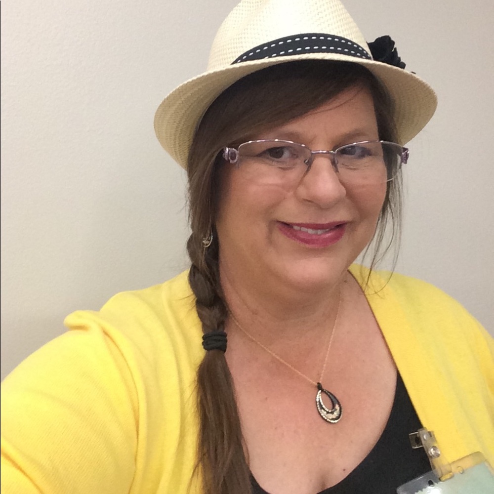 Meet your Posher, Patti